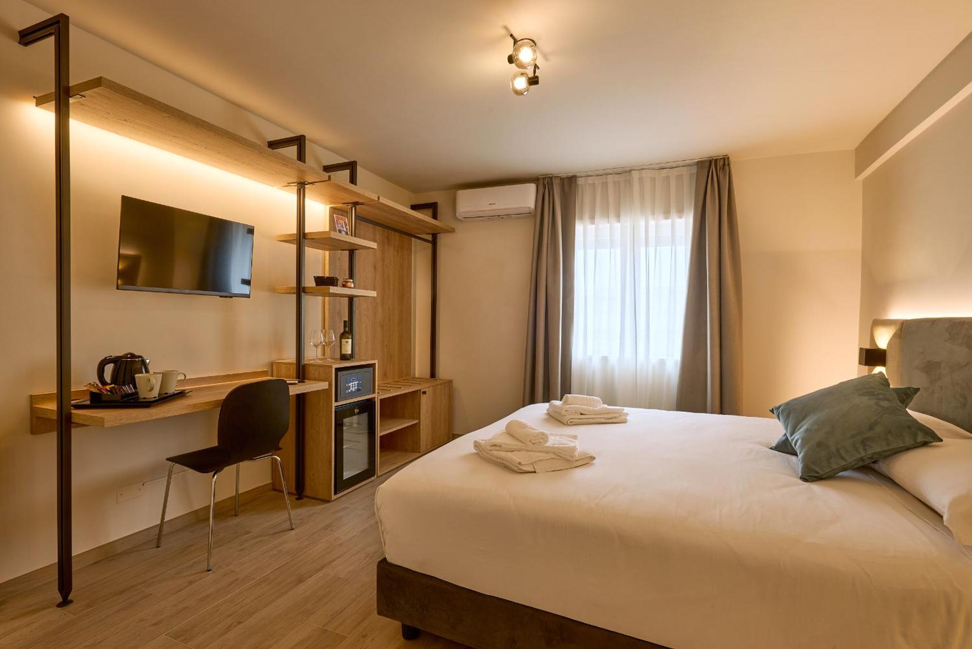 Relais Tiburtina Bed and Breakfast Rome Buitenkant foto