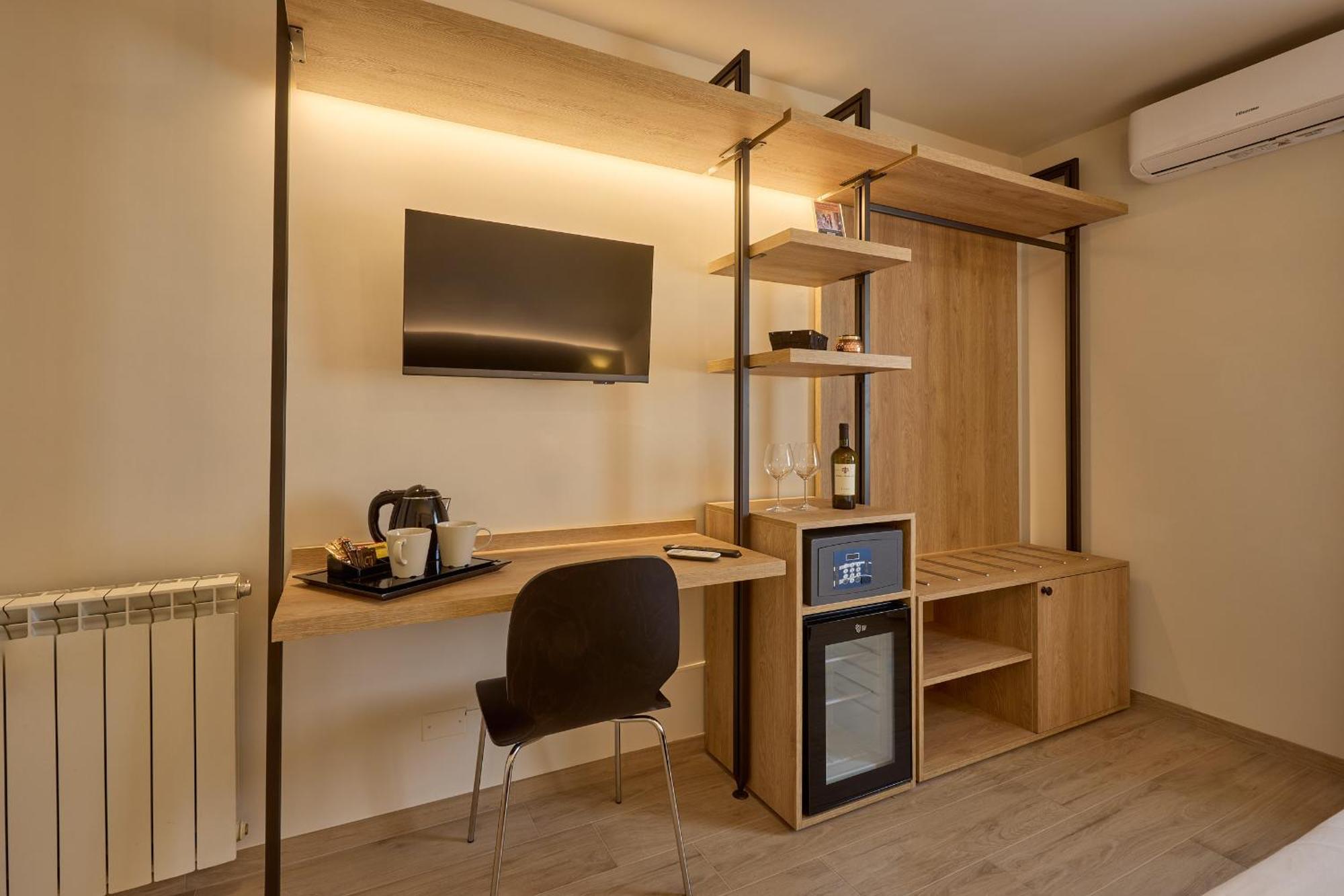 Relais Tiburtina Bed and Breakfast Rome Buitenkant foto